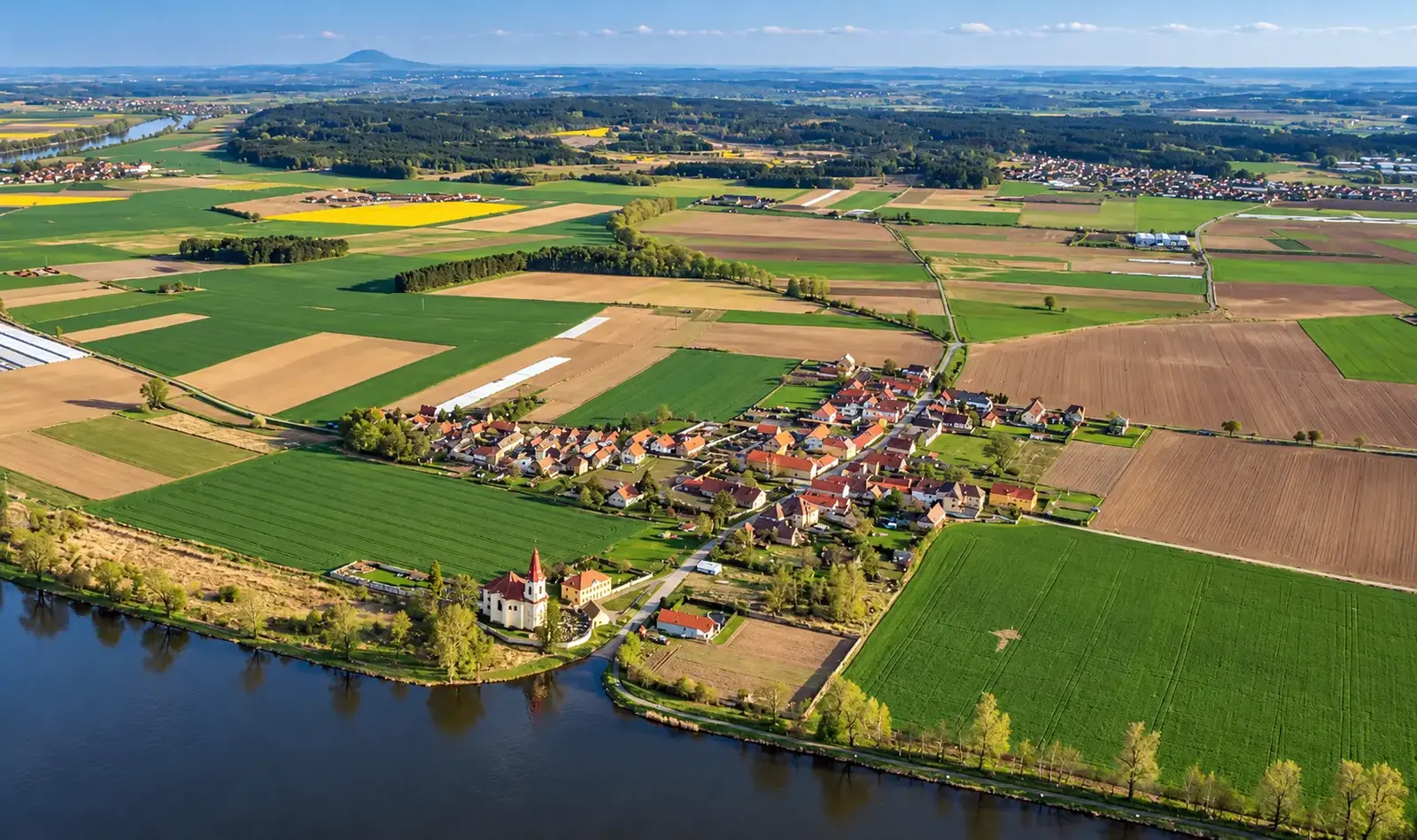 Letecký pohled na město Terezín